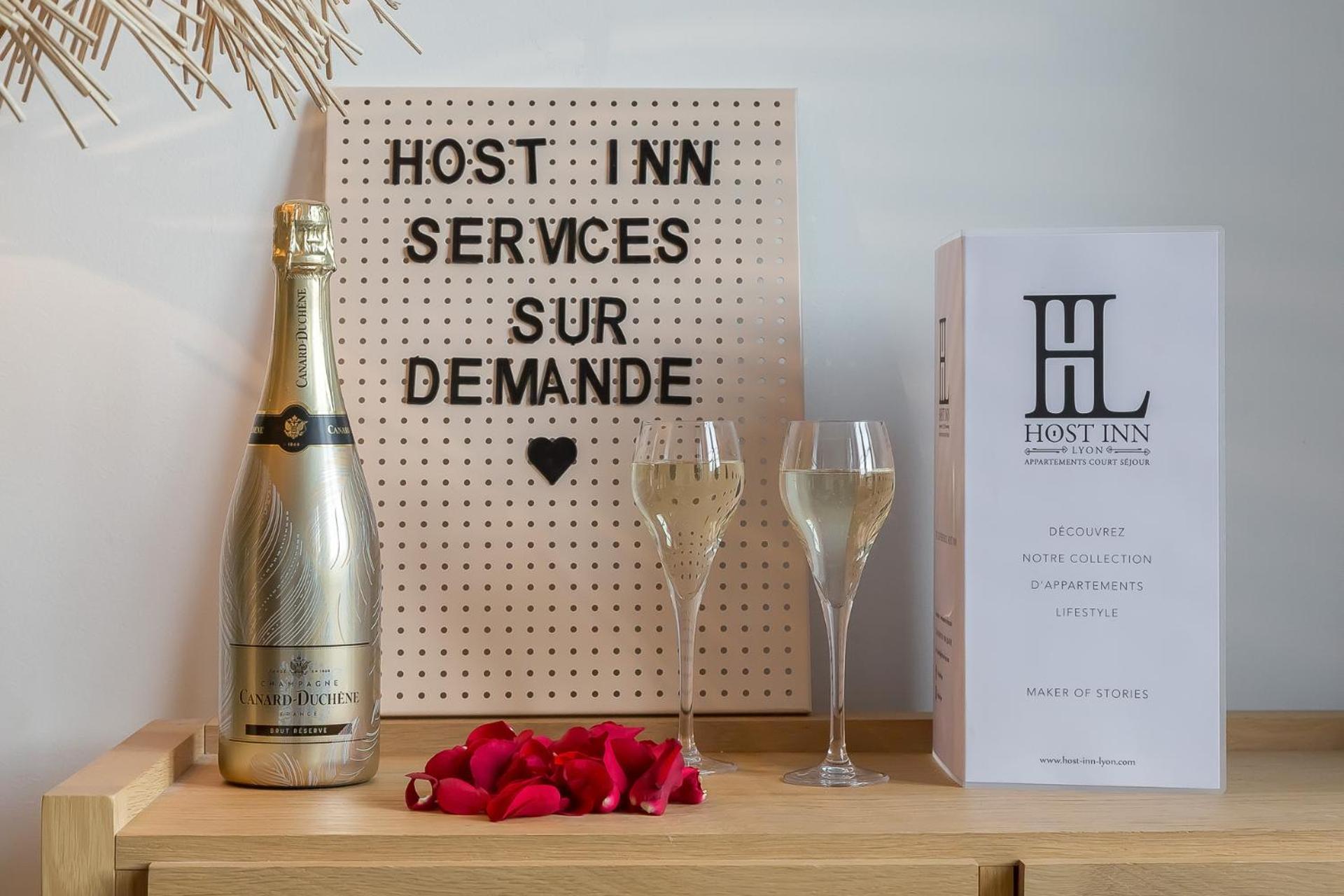 Host Inn - Coeur Vieux Lyon & Spa Exterior photo